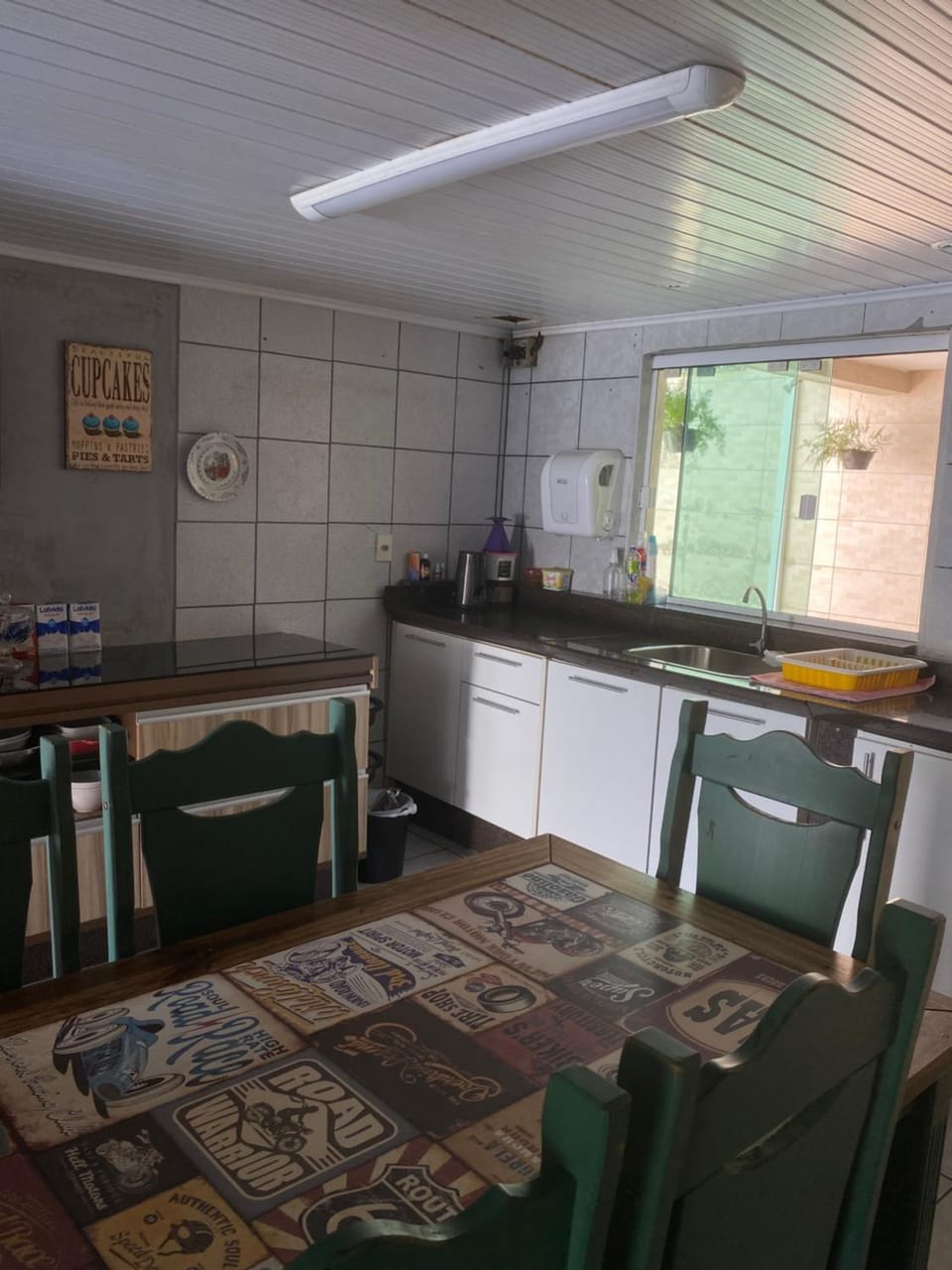 Kitchen or kitchenette, Living room, Dining area