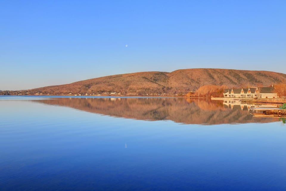 Keltic Quay Cottages & Bayfront Lodge Campground/ 
RV Resort in Nova Scotia