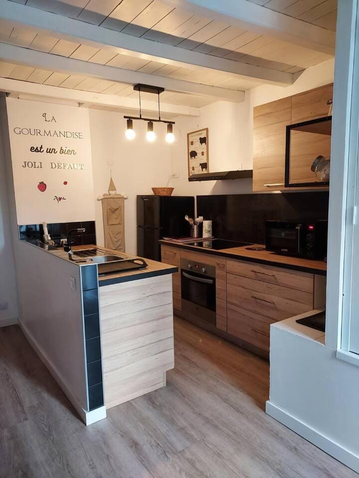 Maisonnette House in Nouvelle-Aquitaine