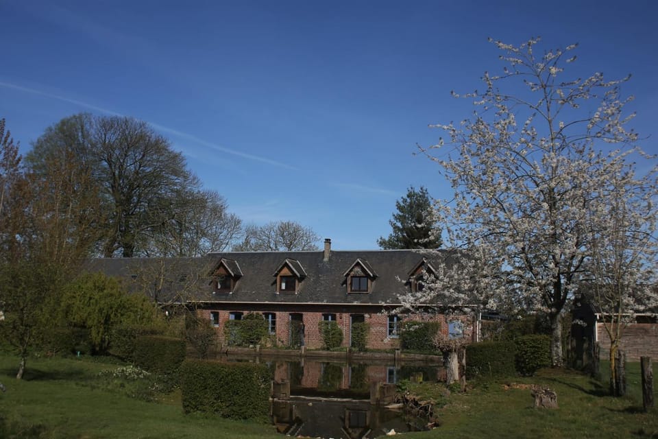 Gite Caillebourg Normandie Bed and Breakfast in Normandy