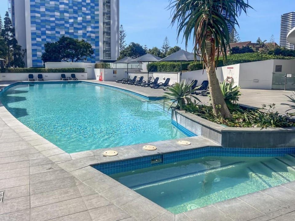 1806 Sierra Grand Level 18 Apartment in Gold Coast