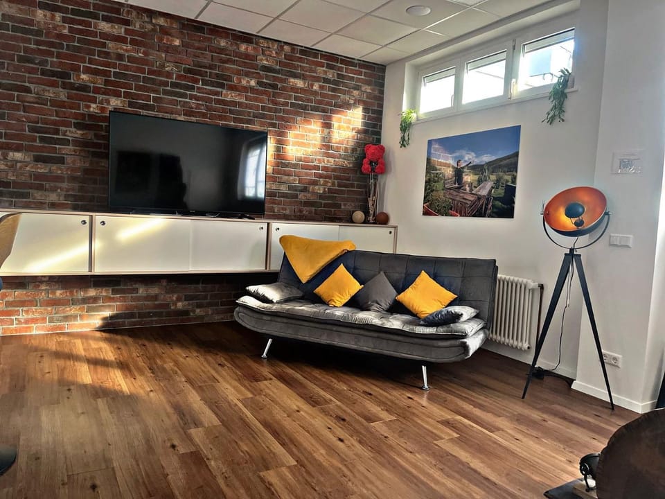 TV and multimedia, Living room