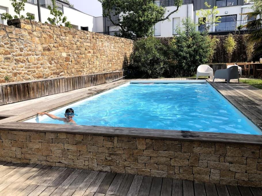 Balcony/Terrace, Swimming pool