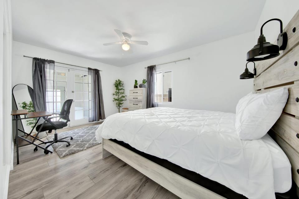 Modern Peaceful Private Oasis Near The Beach House in Culver City