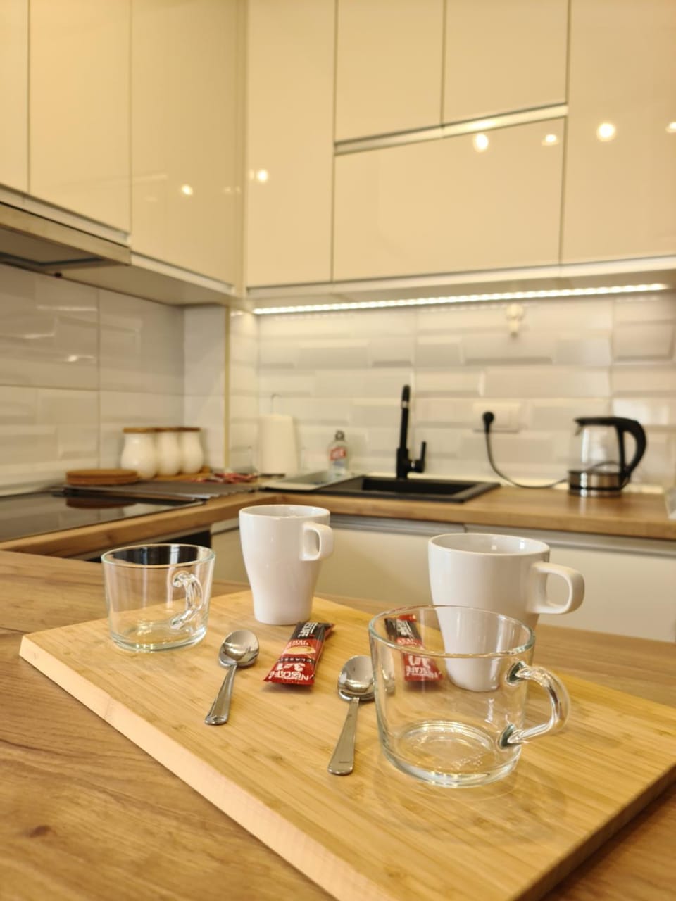Coffee/tea facilities, Kitchen or kitchenette