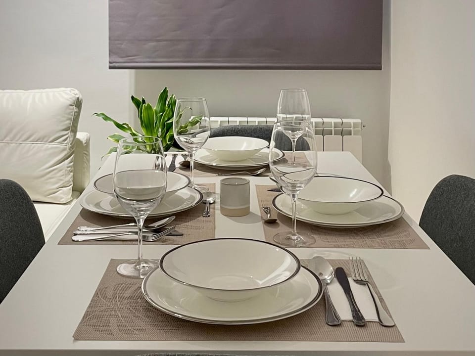 Food and drinks, Dining area