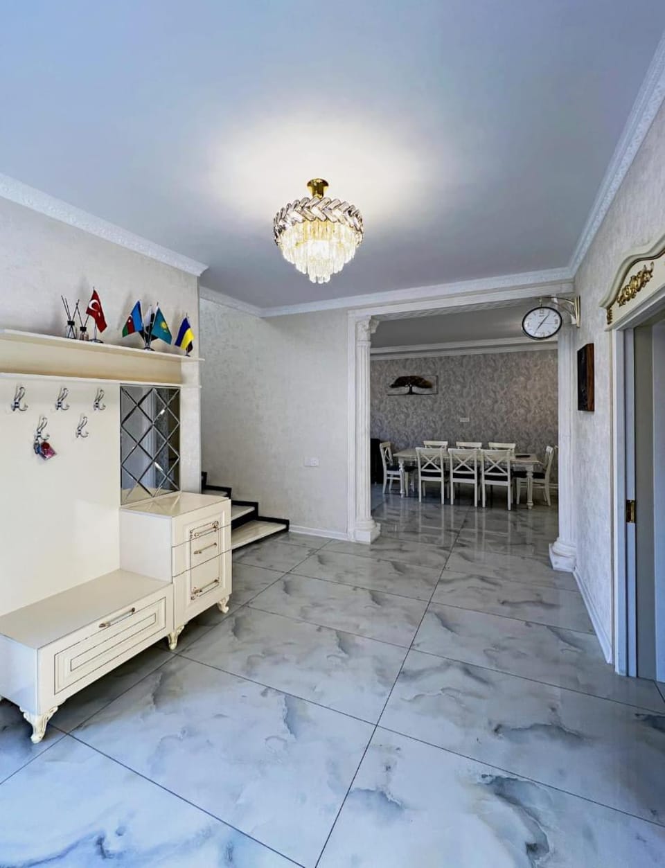 Bed, Kitchen or kitchenette, Living room, Photo of the whole room, Seating area, Dining area, Bedroom