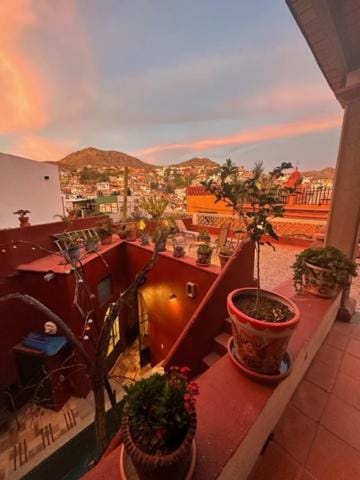 View (from property/room), Balcony/Terrace, City view, Mountain view