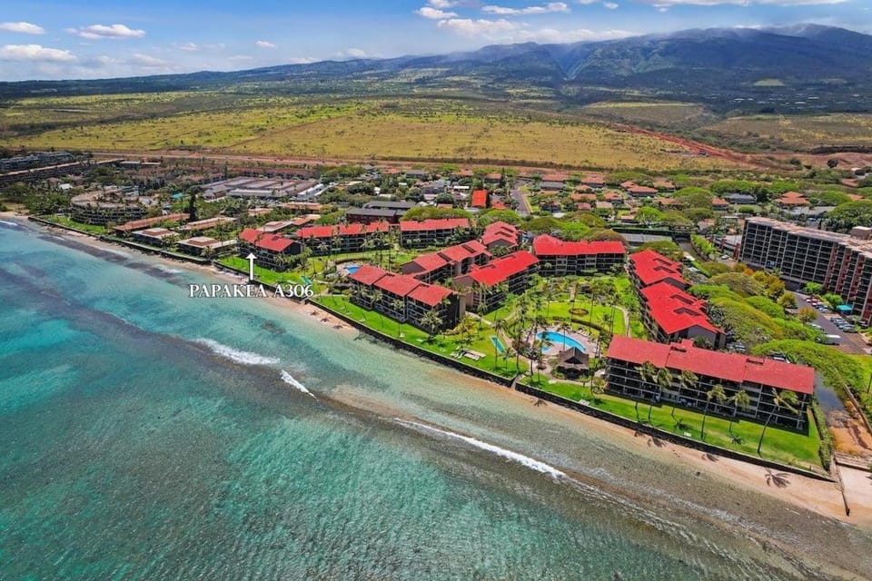 Papakea K306 · PK K306 Remodeled Condo Ocean Views Heated Pools House in Kaanapali
