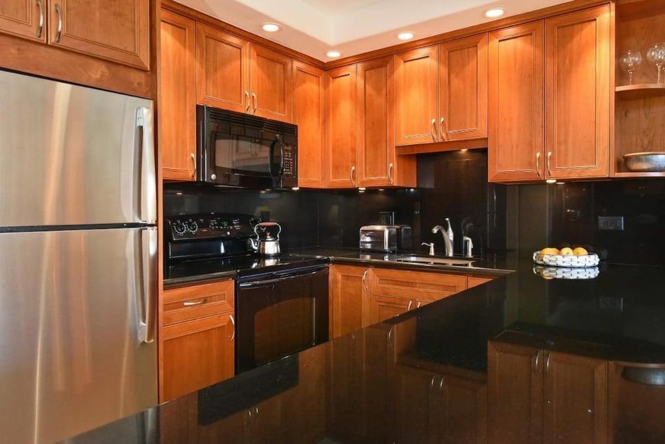 Papakea K306 · PK K306 Remodeled Condo Ocean Views Heated Pools House in Kaanapali