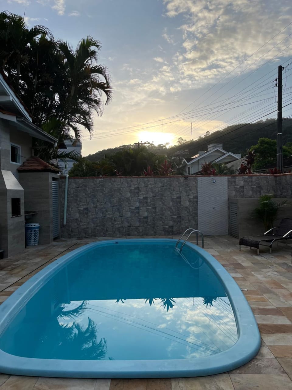 Blumen Espaço "piscina privativa' House in Blumenau