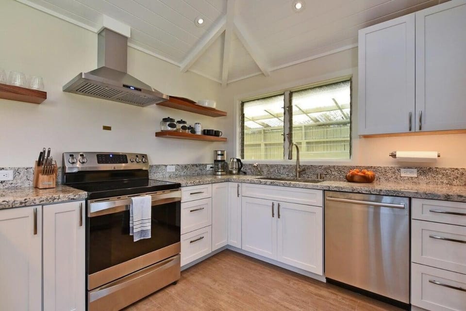 International Colony Club 20 · ICC 20 Remodeled 2BD Hawaiian Co House in Kaanapali