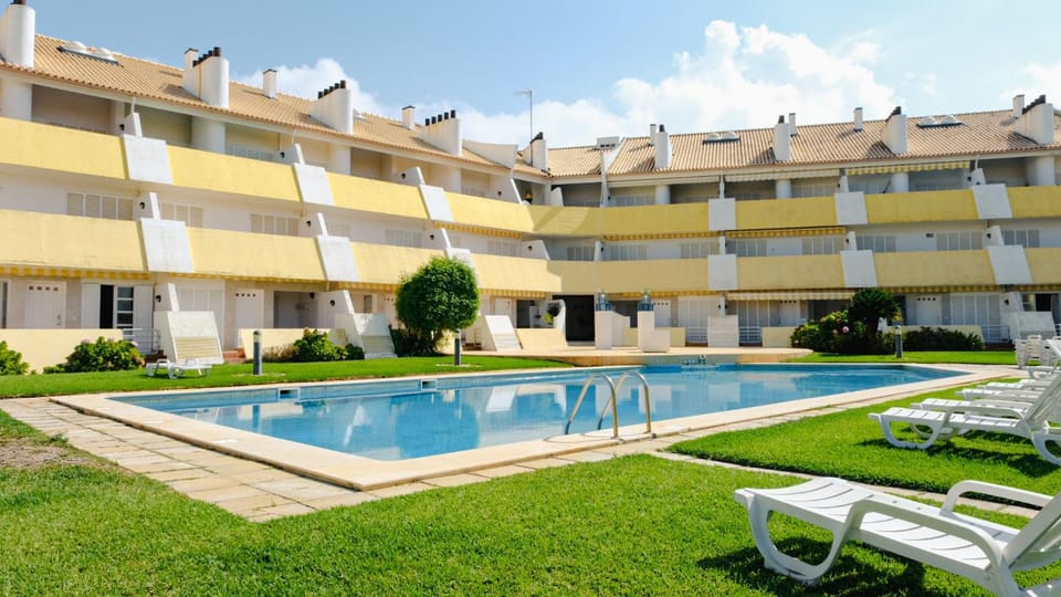 Garden, Swimming pool