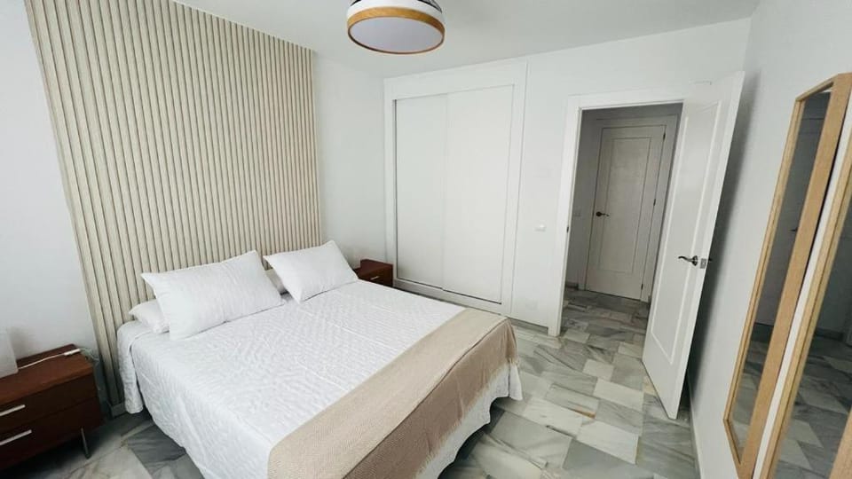 Un balcón a Estepona Apartment in Estepona