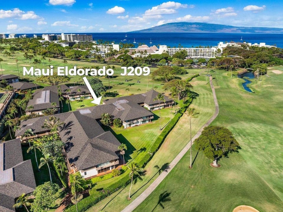 Eldorado J209 · EL J209 Spacious Studio w AC Pool and Beach Caba House in Kaanapali