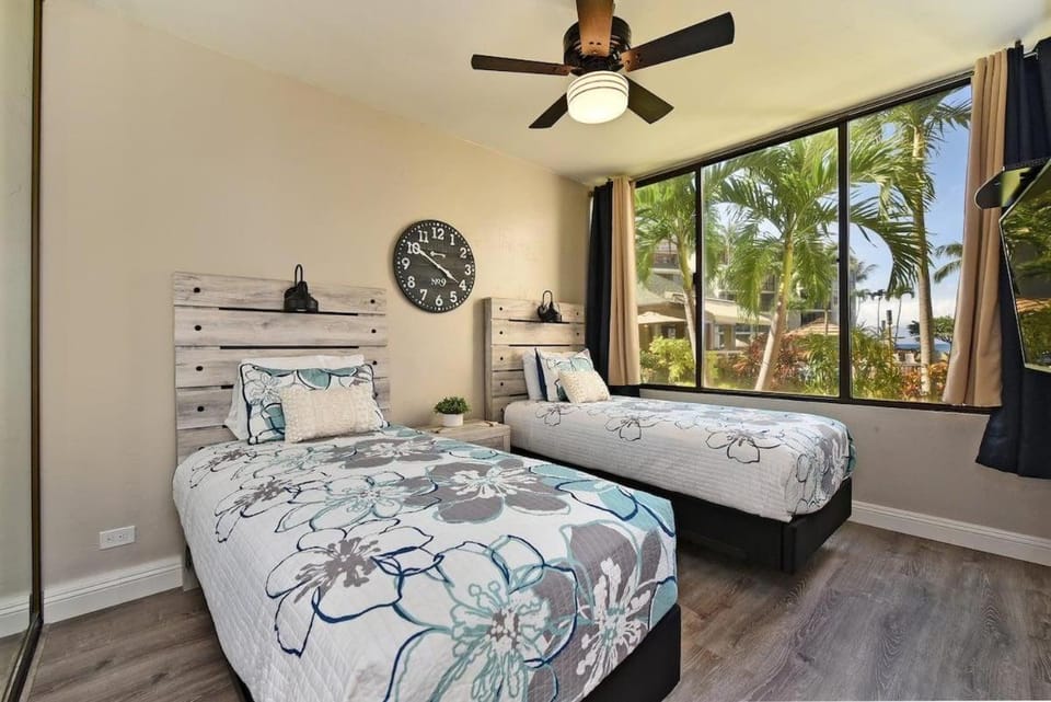 Kaanapali Shores 103 · KS 103 Remodeled OceanFront 2BD Condo w A House in Kaanapali