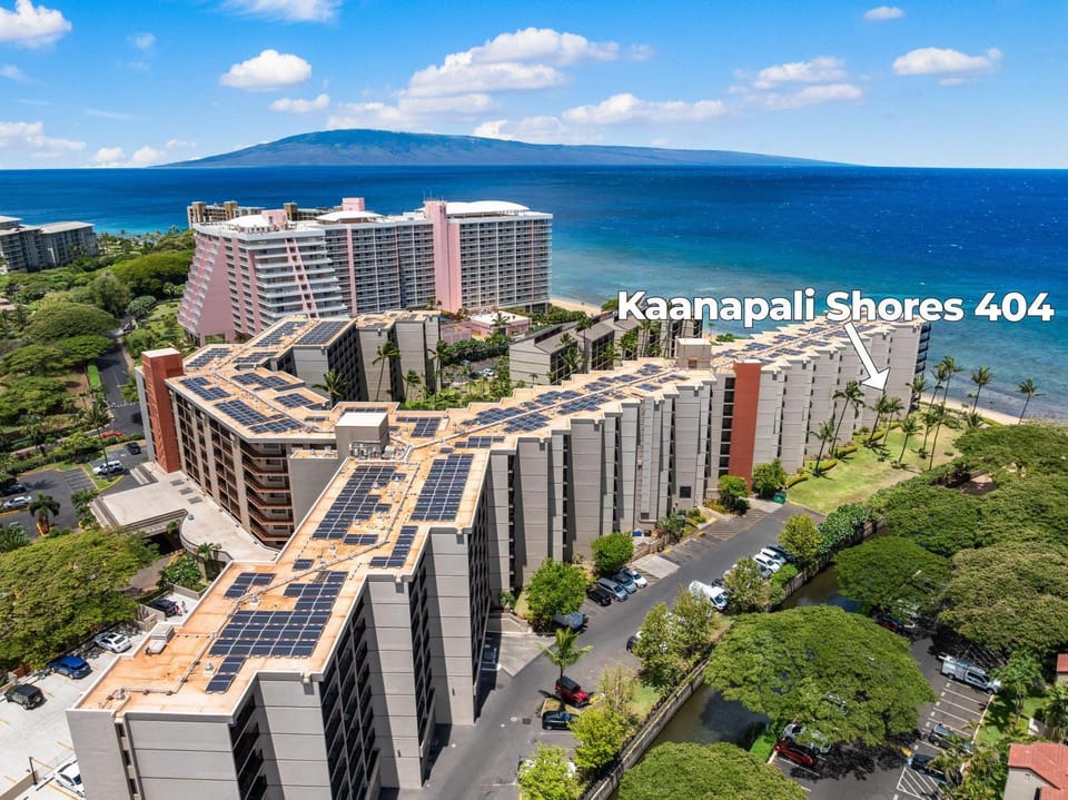 Kaanapali Shores 404 · KS 404 Remodeled OceanFront 2BedroomCondo House in Kaanapali