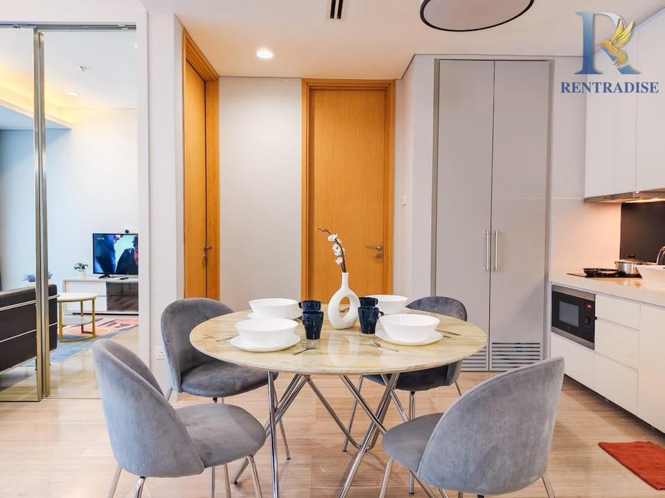 Pine Tree Marina Suites by RR JBcity Apartment in Johor