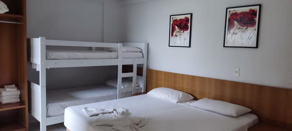 Golden Dolphin Grand Hotel piscinas 24 hs MP House in State of Goiás