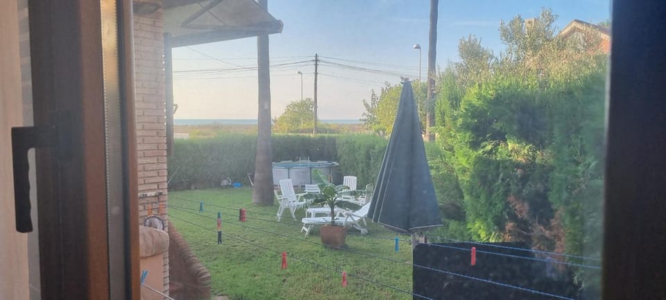 Garden view, Sea view