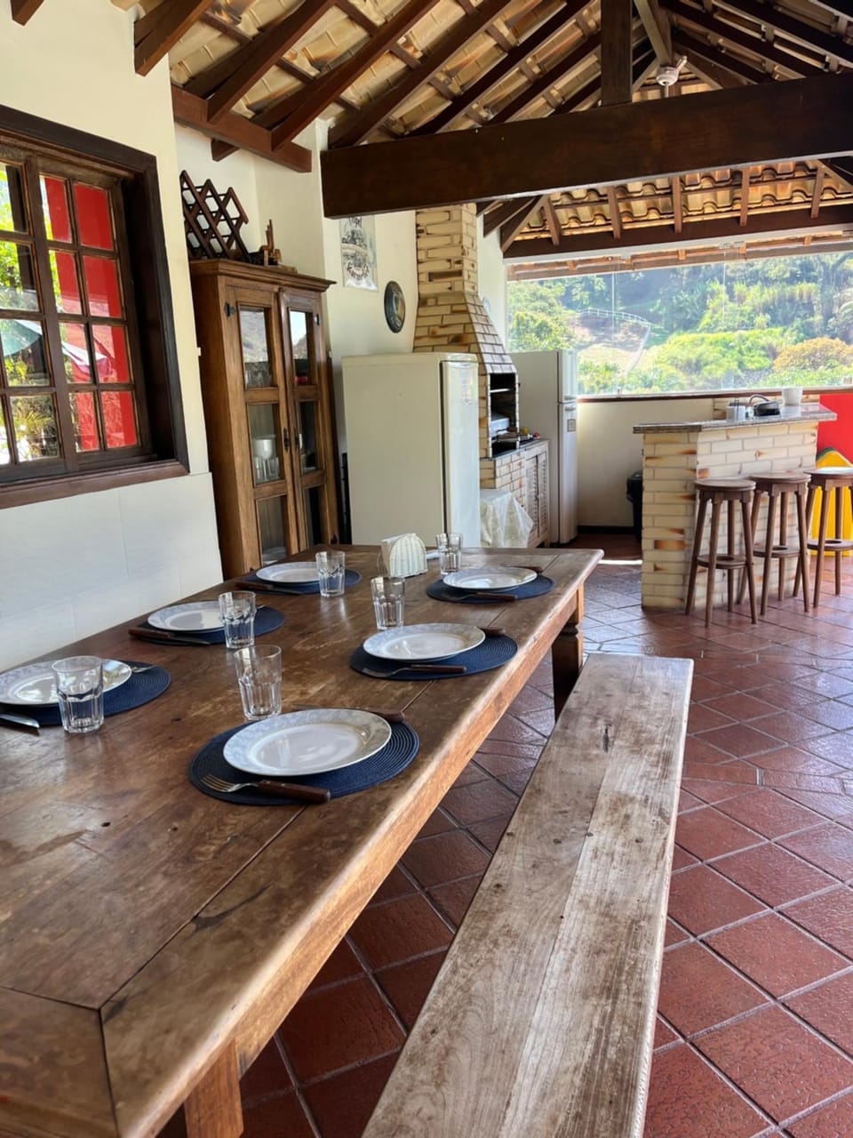 BBQ facilities, Dining area
