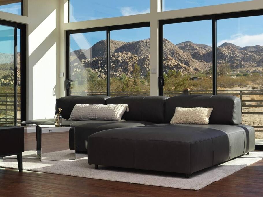 Panoramic Heaven - Luxury Designer Property w Spa House in Southern California