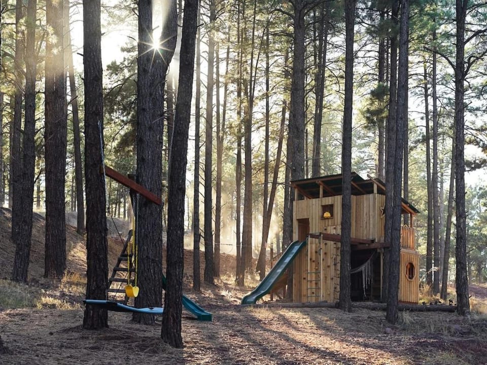 Cobalt Cabin Gateway to Grand Canyon Sedona & More Cabin in Parks