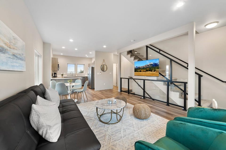 Brand New Fully Updated Condo 912 in Anacortes House in Anacortes