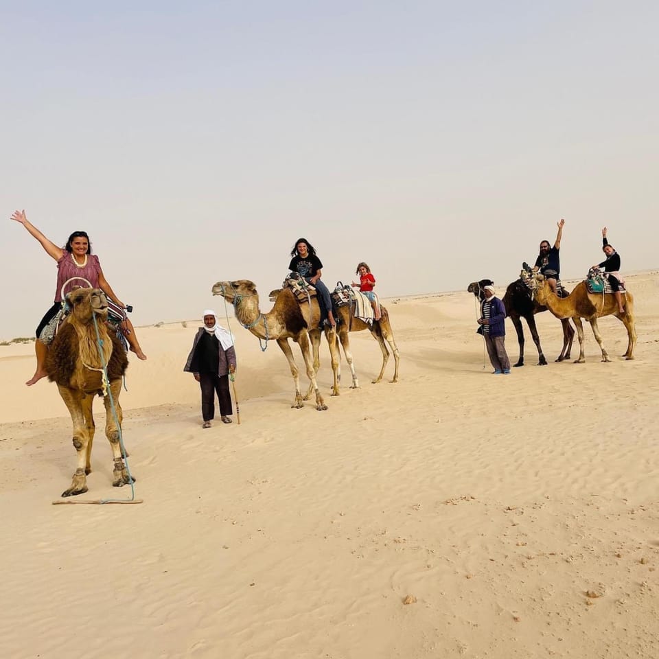 Day, People, Natural landscape, Horse-riding, Animals, children, group of guests