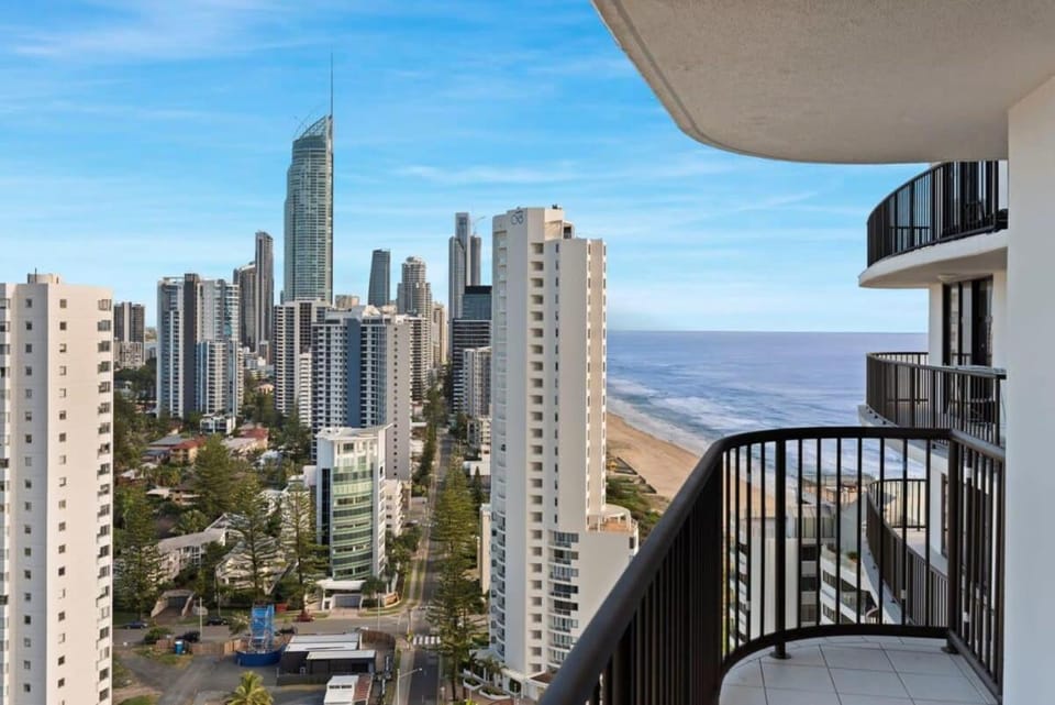 Property building, Day, City view, Sea view