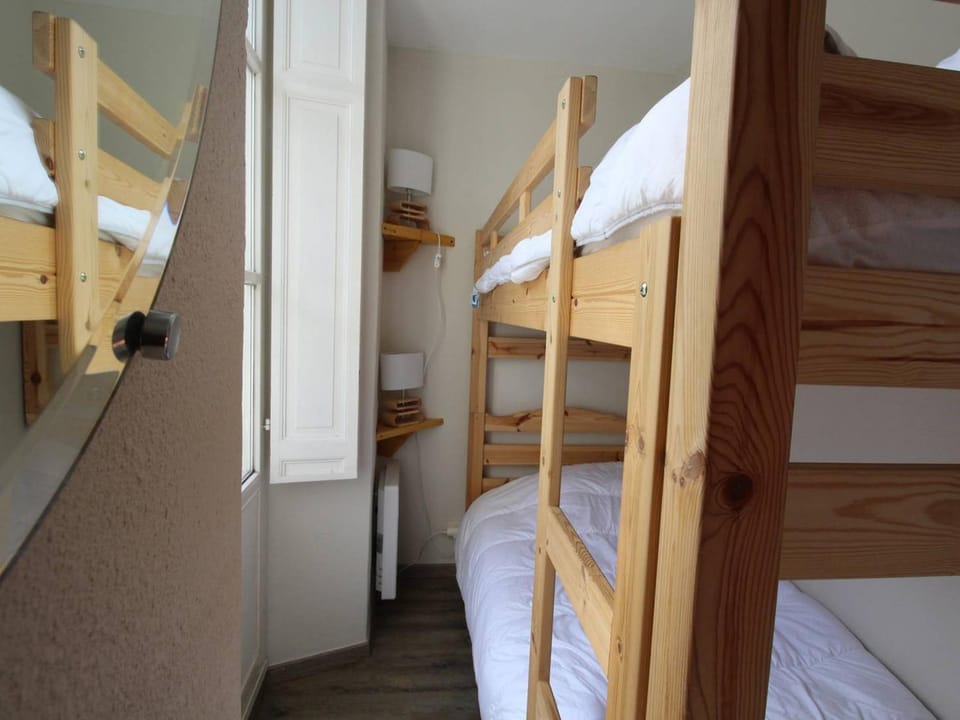 Luchon - 2 Pièces Cabine pour 6 Pers. avec Parking et Animaux admis - FR-1-313-226 Cabin in Catalonia