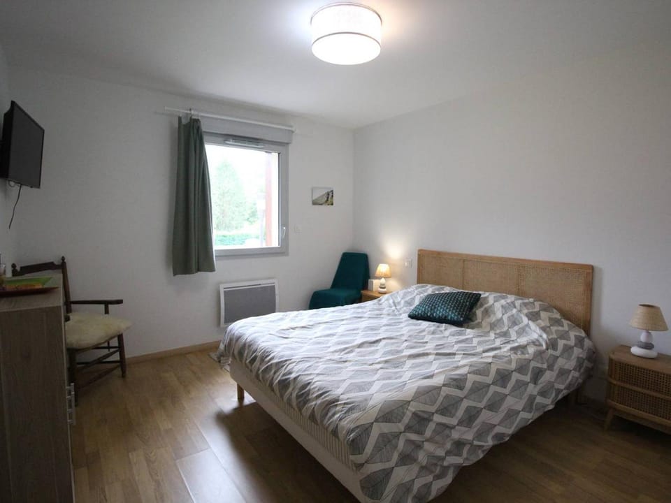 Appartement Cozy 3P avec Balcon Sud, Garage et Proche Golf - Montauban-de-Luchon - FR-1-313-227 Apartment in Occitanie