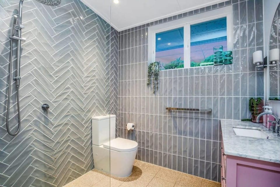 Toilet, Bathroom