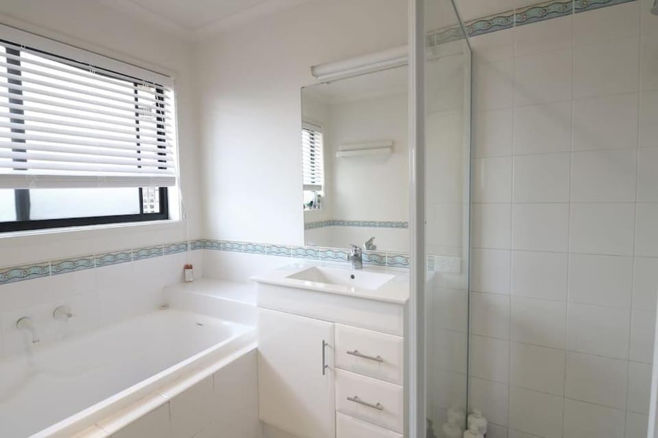 Shower, Bathroom, Bath