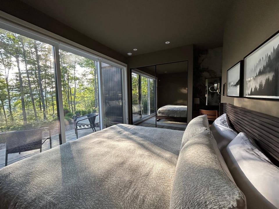 Bed, Balcony/Terrace, Bedroom