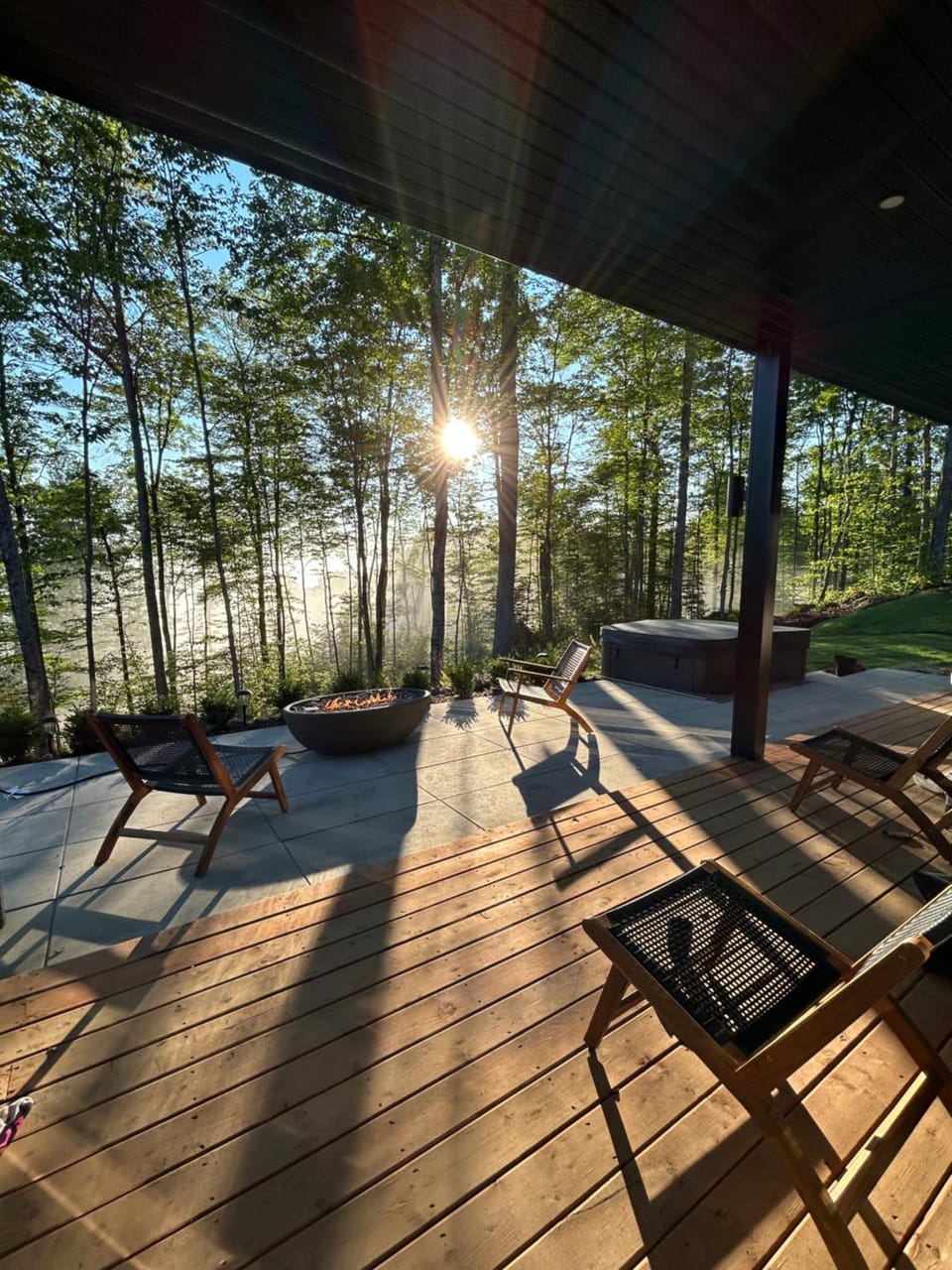 Patio, Day, Natural landscape, Garden, Hot Tub, View (from property/room), Balcony/Terrace, Garden view, flat iron
