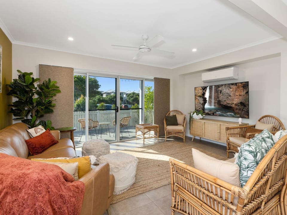 Oceans Five - Beachside Paradise House in Kingscliff