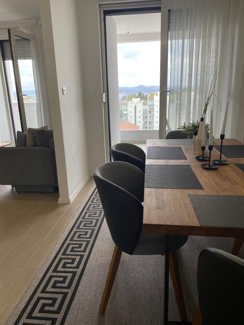 New modern APT near Old town - private parking Apartment in Zadar