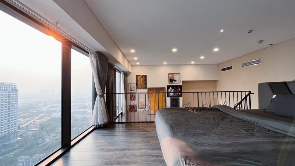 Communal lounge/ TV room, TV and multimedia, View (from property/room), Balcony/Terrace, Living room, Seating area, Evening entertainment