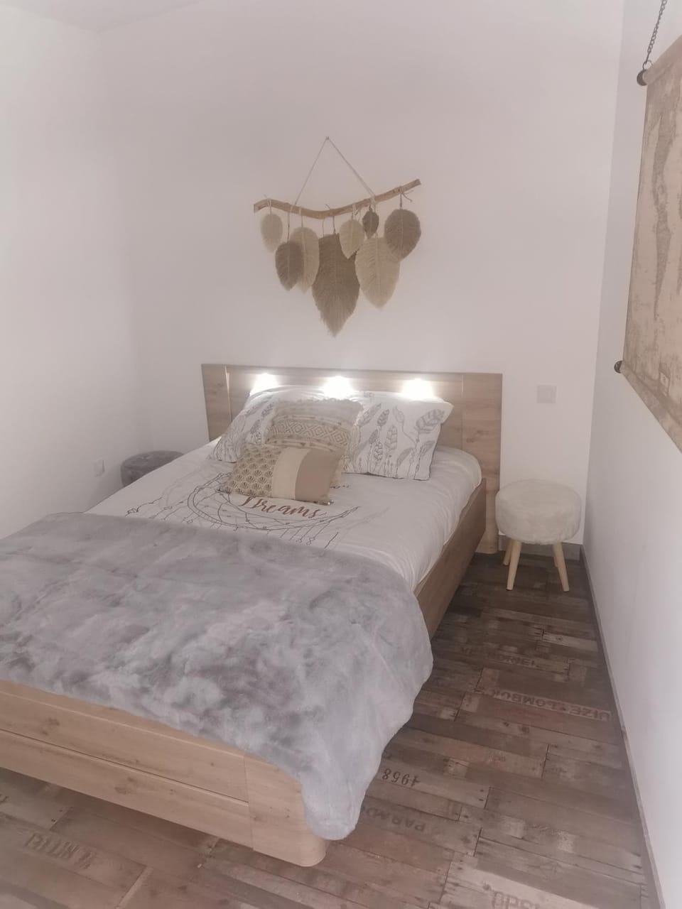 Bedroom, Internal: Not applicable to any particular room
