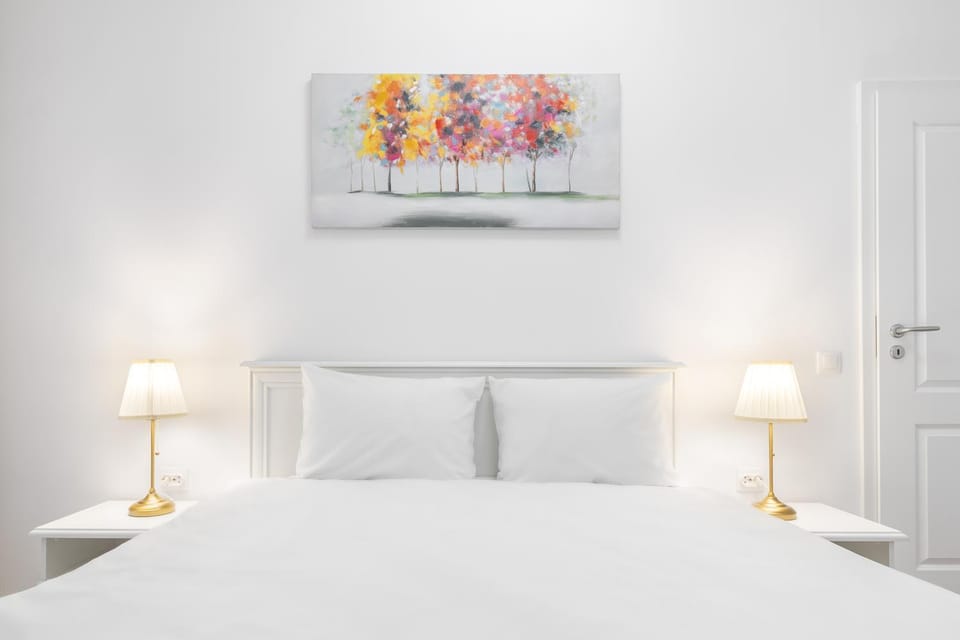 Bed, Decorative detail, Bedroom