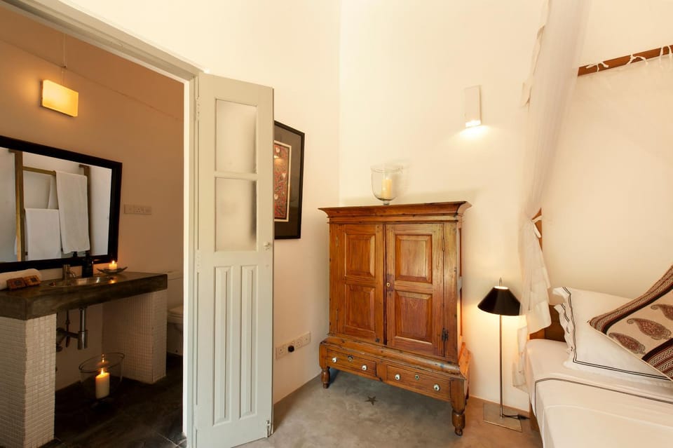 Bathroom, Bedroom, wardrobe