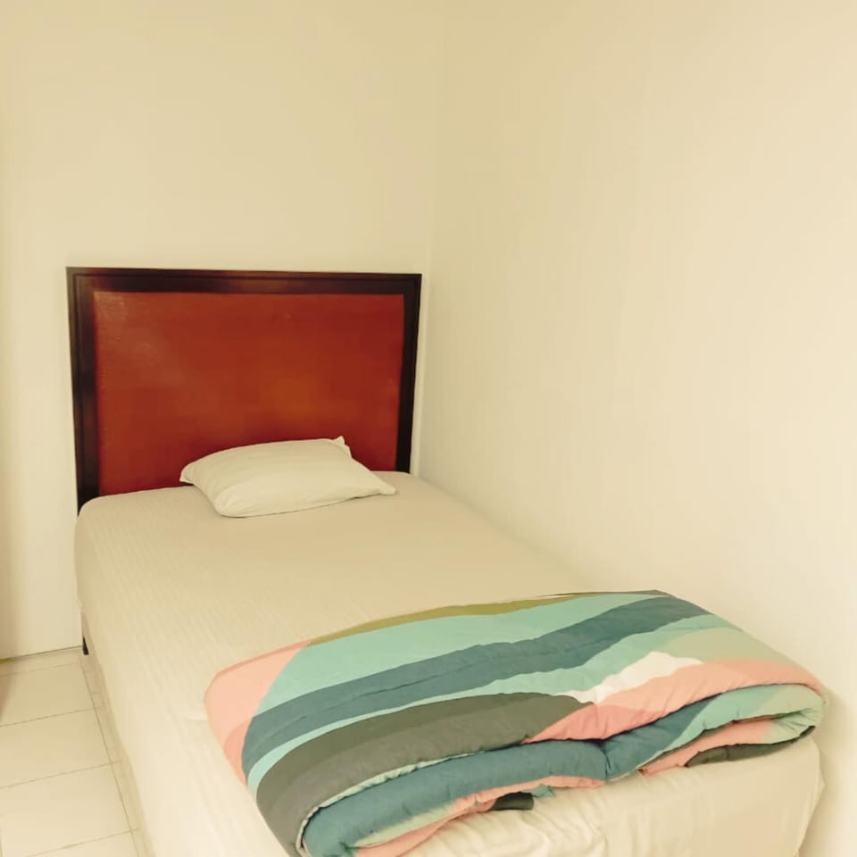 Hotel Golden Bird Hotel in Dhaka