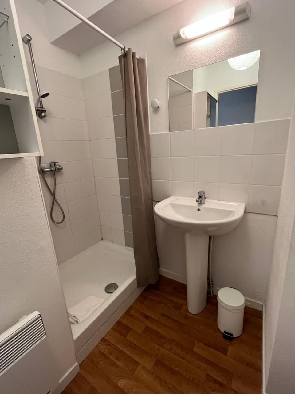 Acajou, Studio avec terrasse et parking privé Apartment in Caen