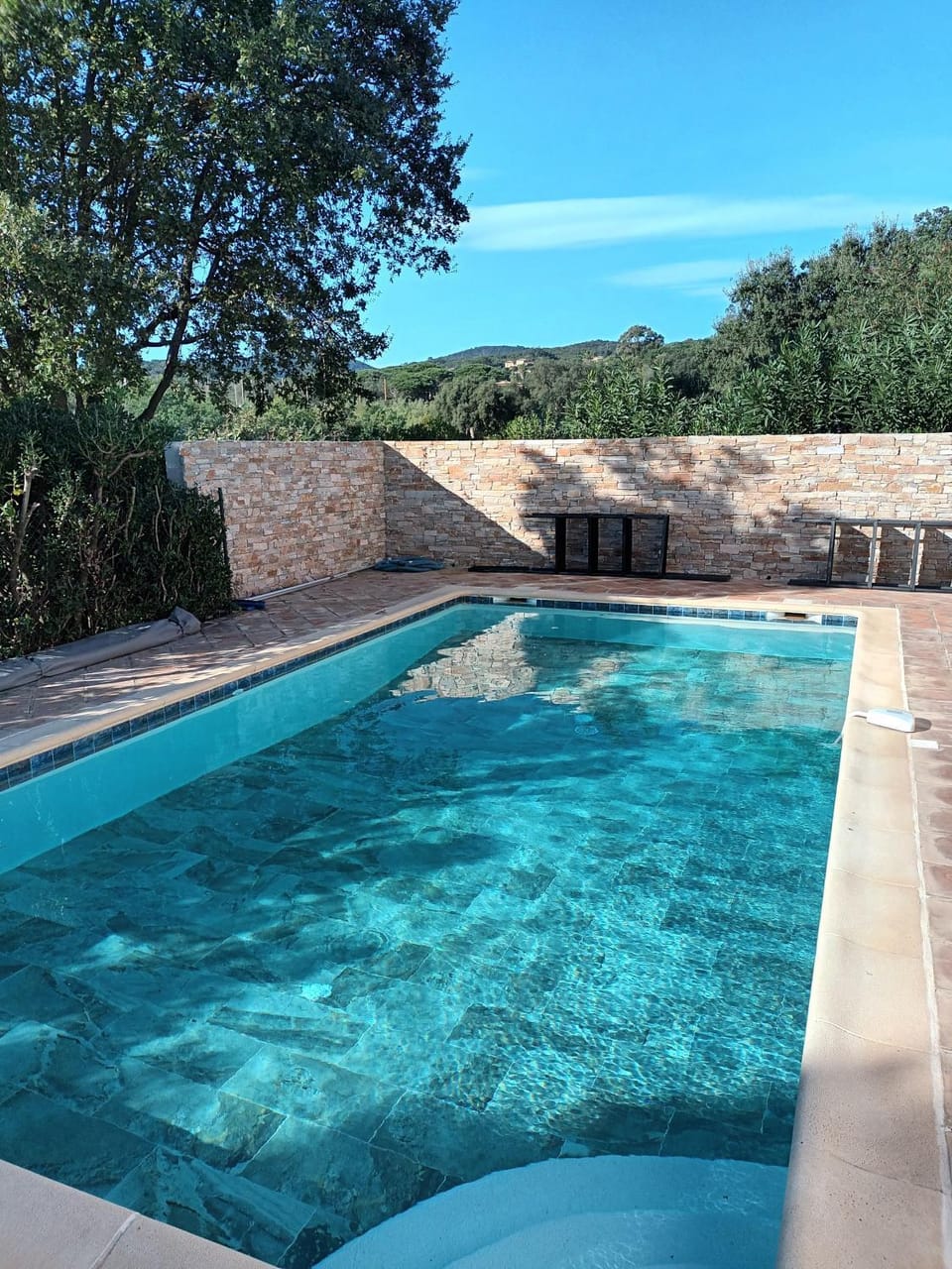 Property building, Swimming pool