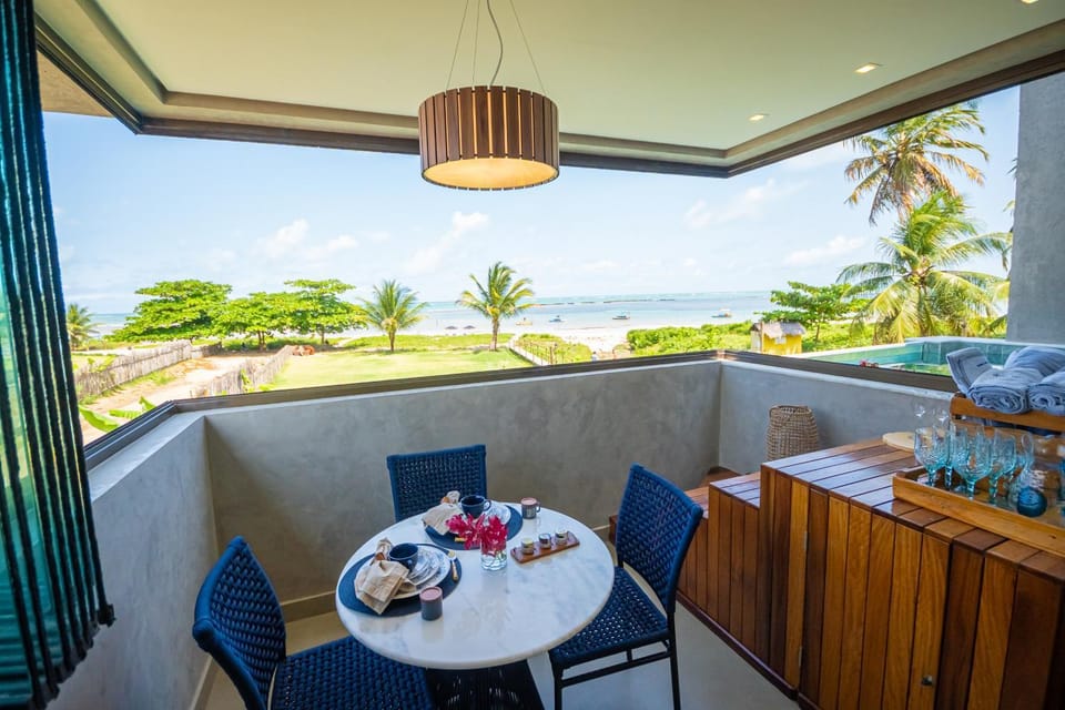 Natural landscape, Garden, View (from property/room), Balcony/Terrace, Food and drinks, Seating area, Dining area, Garden view