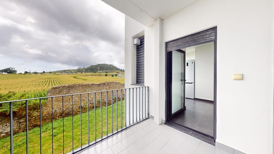 Natural landscape, View (from property/room), Balcony/Terrace