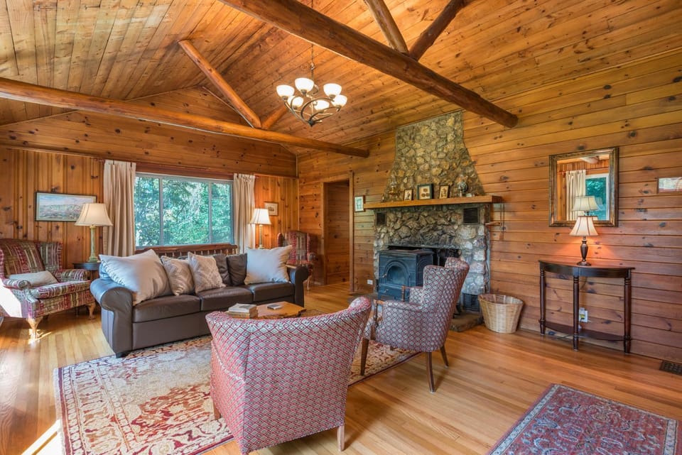 Carrie's Escape House in Black Mountain