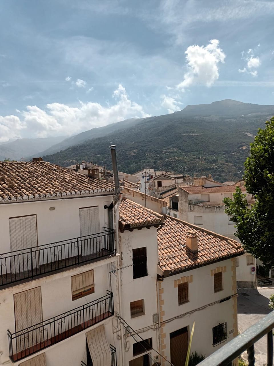 Property building, Day, Natural landscape, City view, Mountain view
