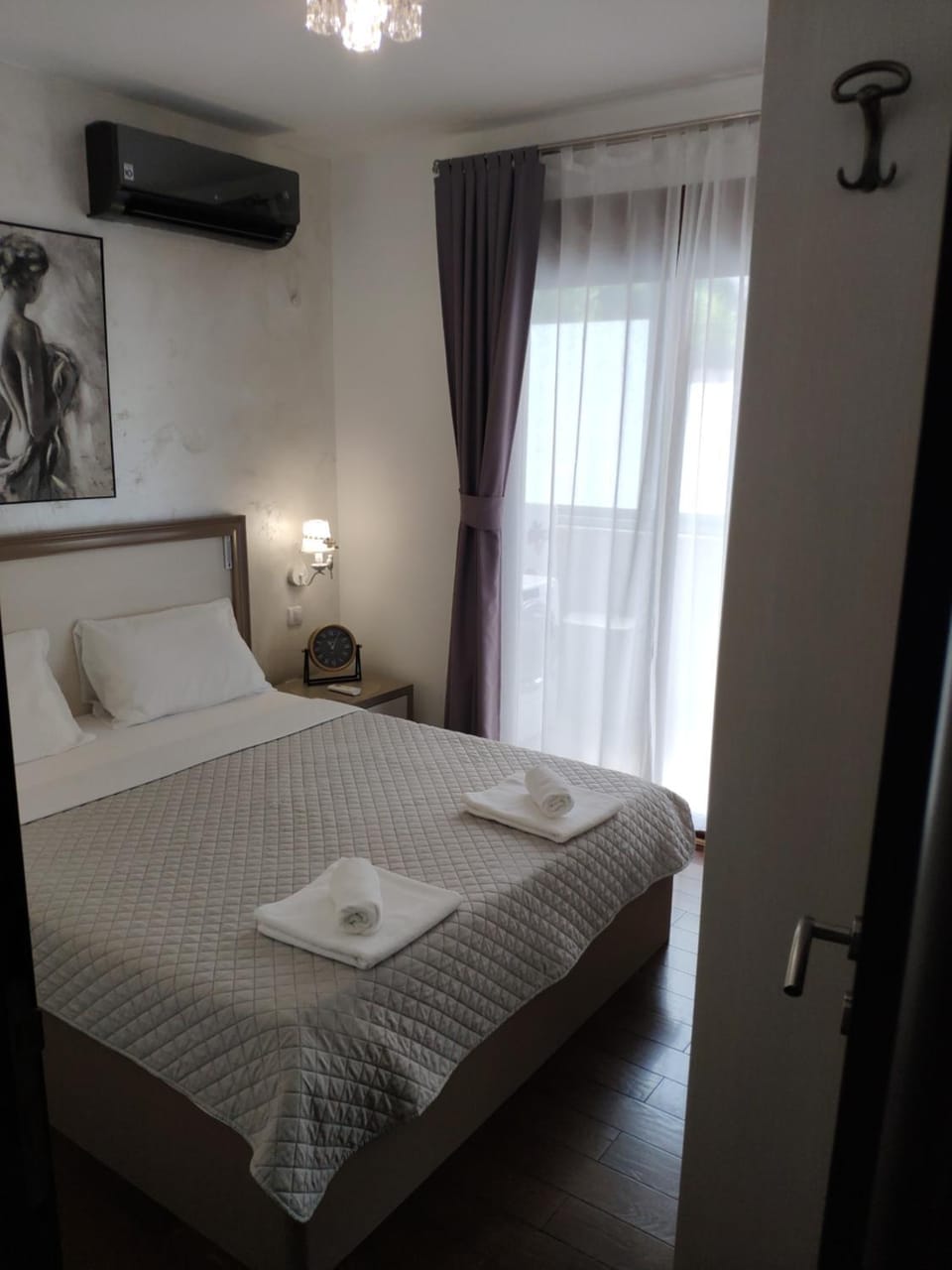 Four season seaview - lovely 2 bedroom apartment Apartment in Dobrota